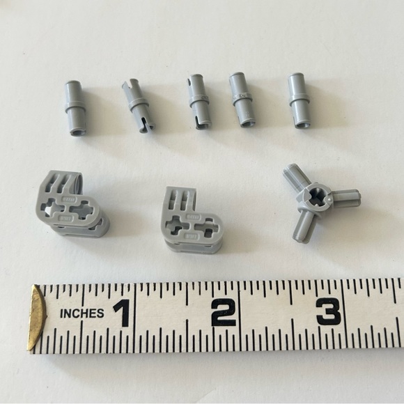 LEGO MINDSTORMS EV3 31313 Gray Mixed Replacement Parts - Picture 3 of 3